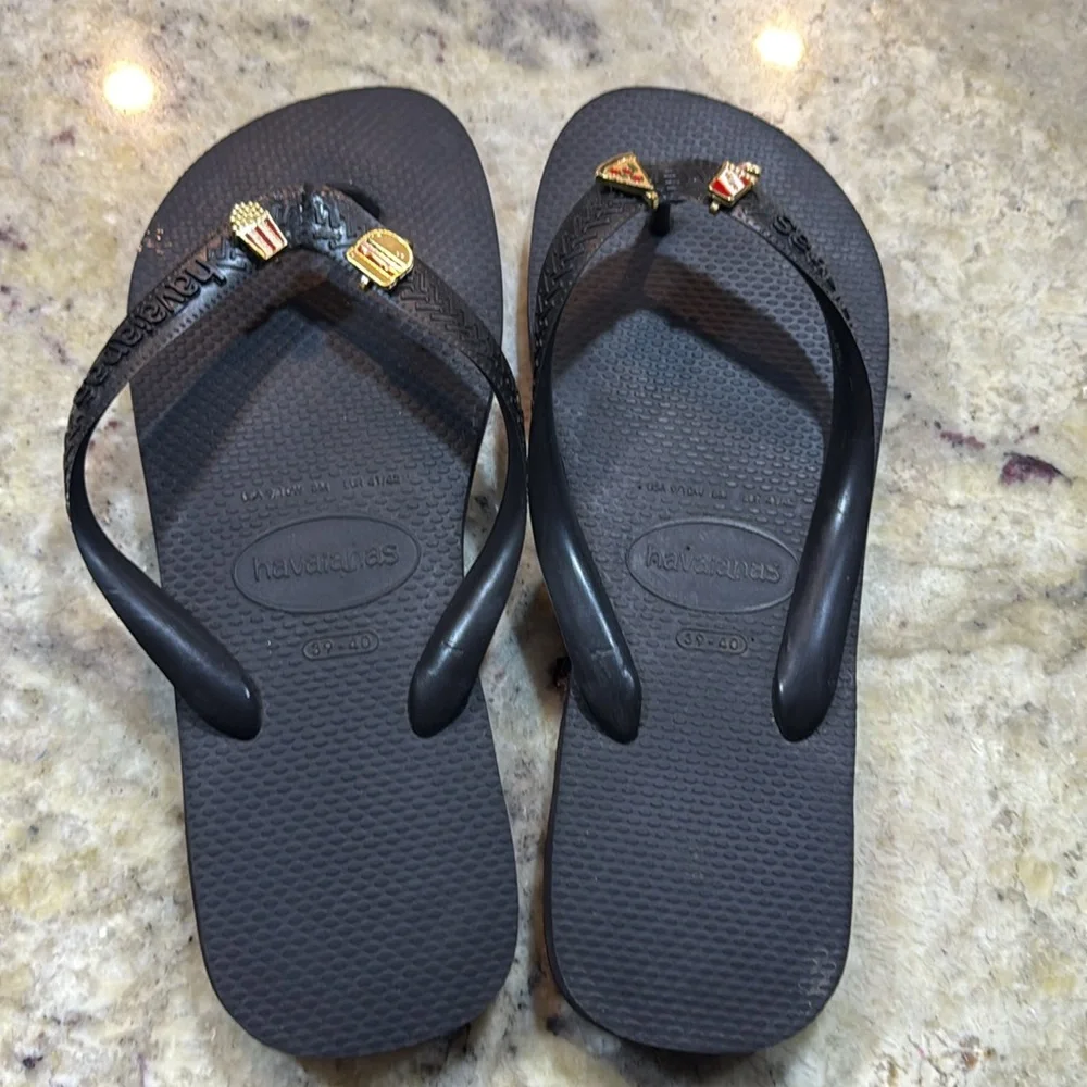 Havaianas TOP Women’s Fip Flops with Claw pins Black Size 9